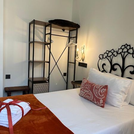 Claren'S Boutique Rooms Cangas De Narcea Ngoại thất bức ảnh
