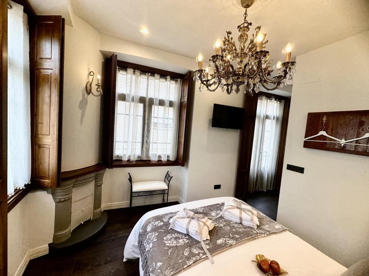 Claren'S Boutique Rooms Cangas De Narcea Ngoại thất bức ảnh