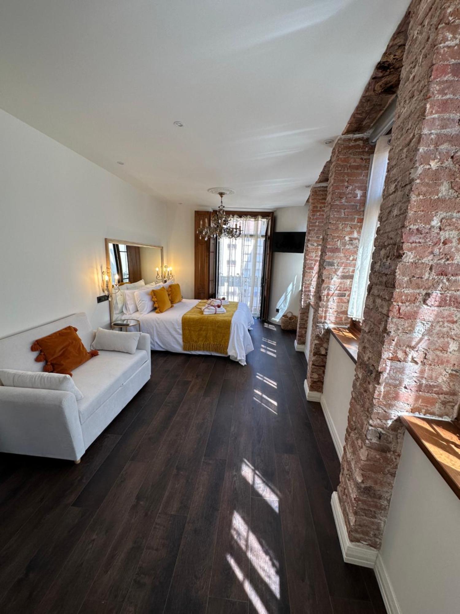Claren'S Boutique Rooms Cangas De Narcea Ngoại thất bức ảnh